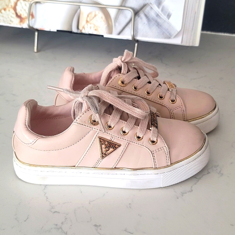 Guess 13 girls